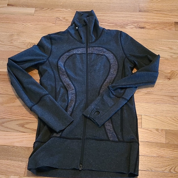 lululemon athletica Jackets & Blazers - Lululemon hoodie